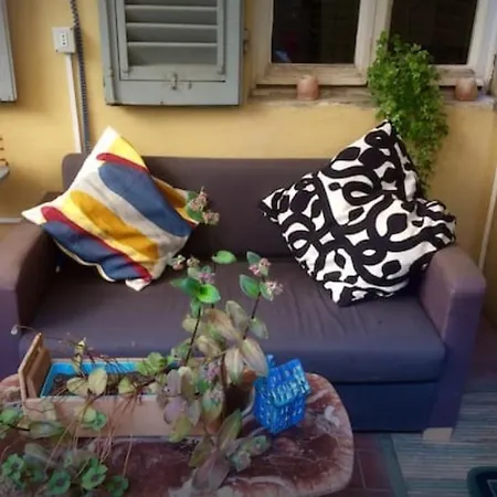 Zen Island Downtown Florence, New For 6 Apartment