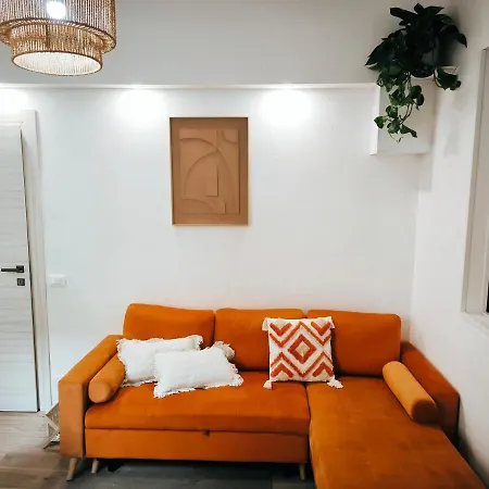 Zen Island Downtown Florence, New For 6 Lägenhet Florens