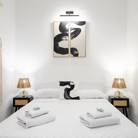 Zen Island Downtown Florence, New For 6 Lägenhet