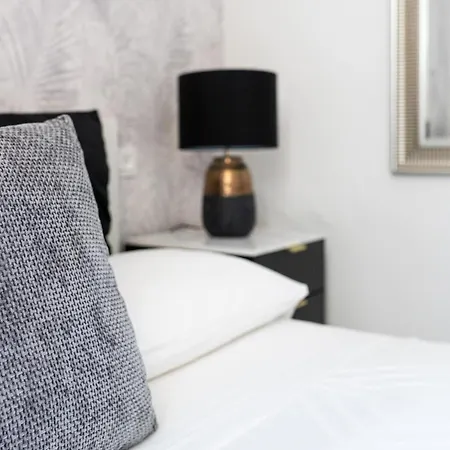 Apartment Zen Island Downtown Florence, New For 6 Florenz