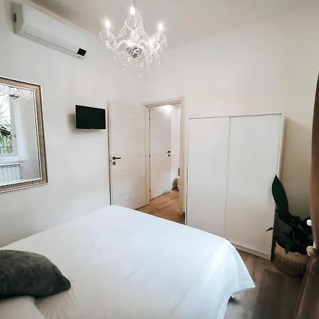 Zen Island Downtown Florence, New For 6 Lejlighed *