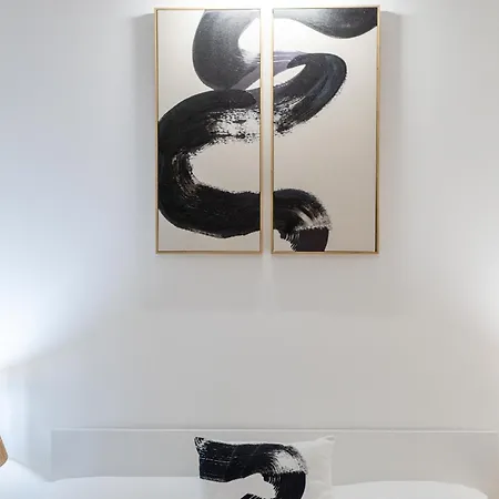 Zen Island Downtown Florence, New For 6